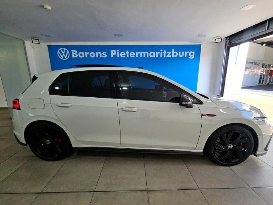 VOLKSWAGEN GOLF 8 GTi  2.0 TSI DSG JACARA EDITION, image 2