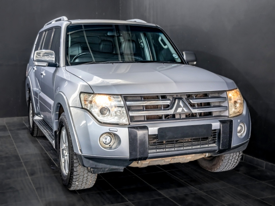 MITSUBISHI PAJERO 3.2 Di-Dc GLS A/T, image 1