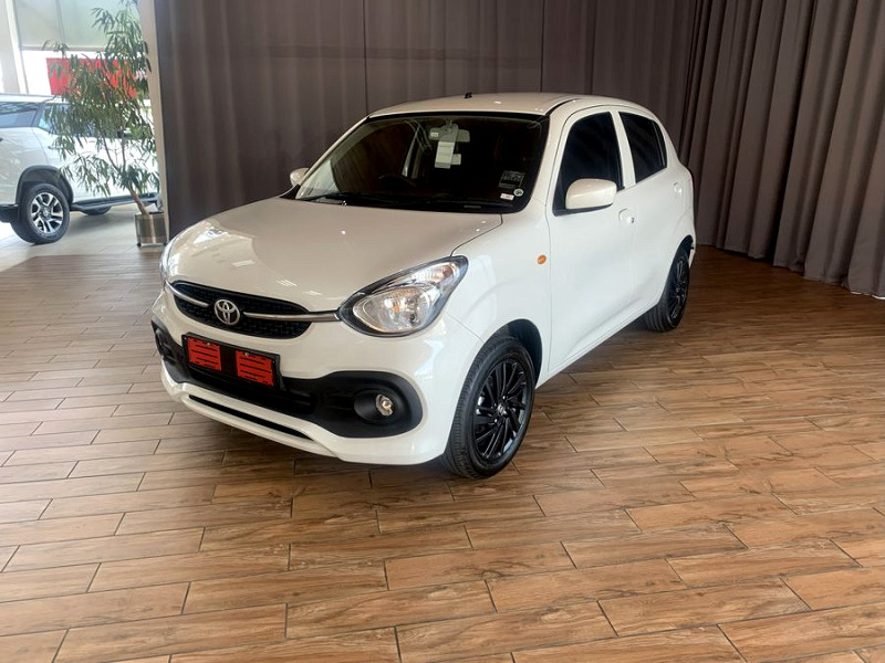 TOYOTA VITZ 1.0 XR, image 2