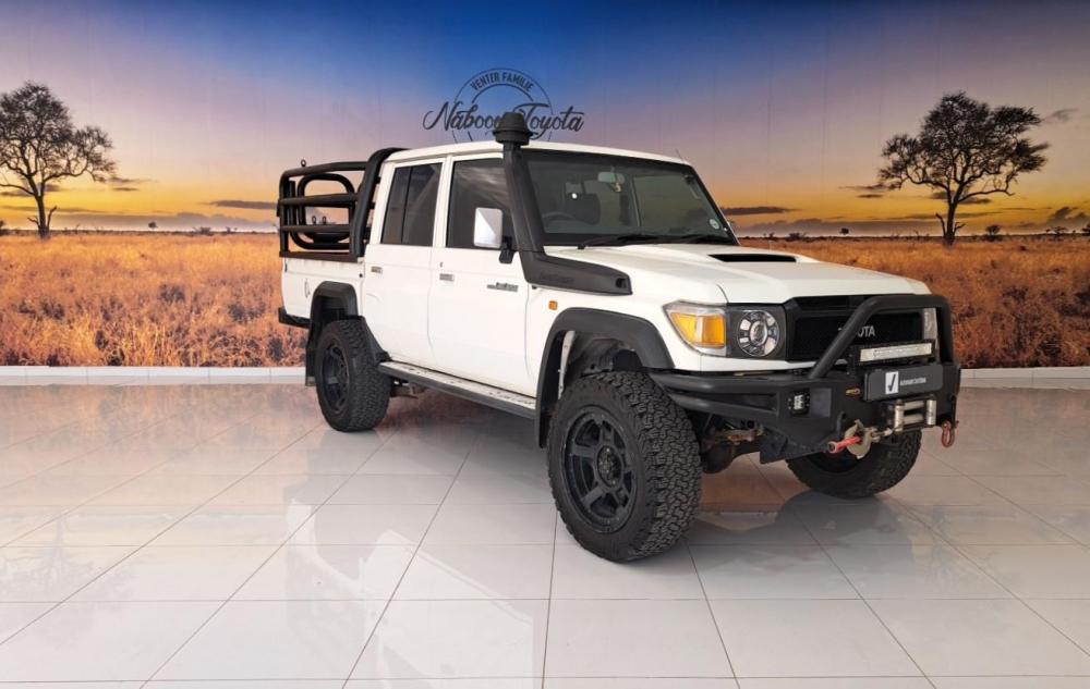 Toyota Land Cruiser 79 4.5D V8 P/U D/C, image 1