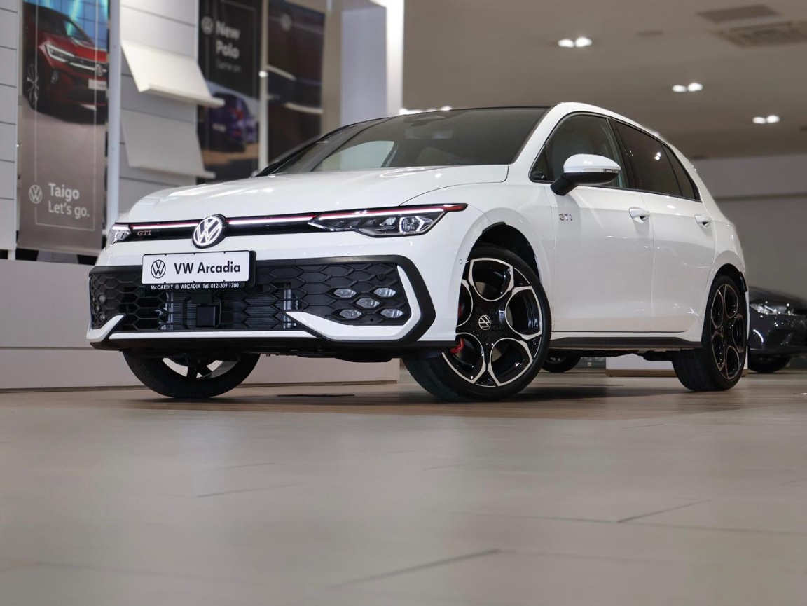 VOLKSWAGEN GOLF 8 GTi 2.0 TSI DSG, image 2