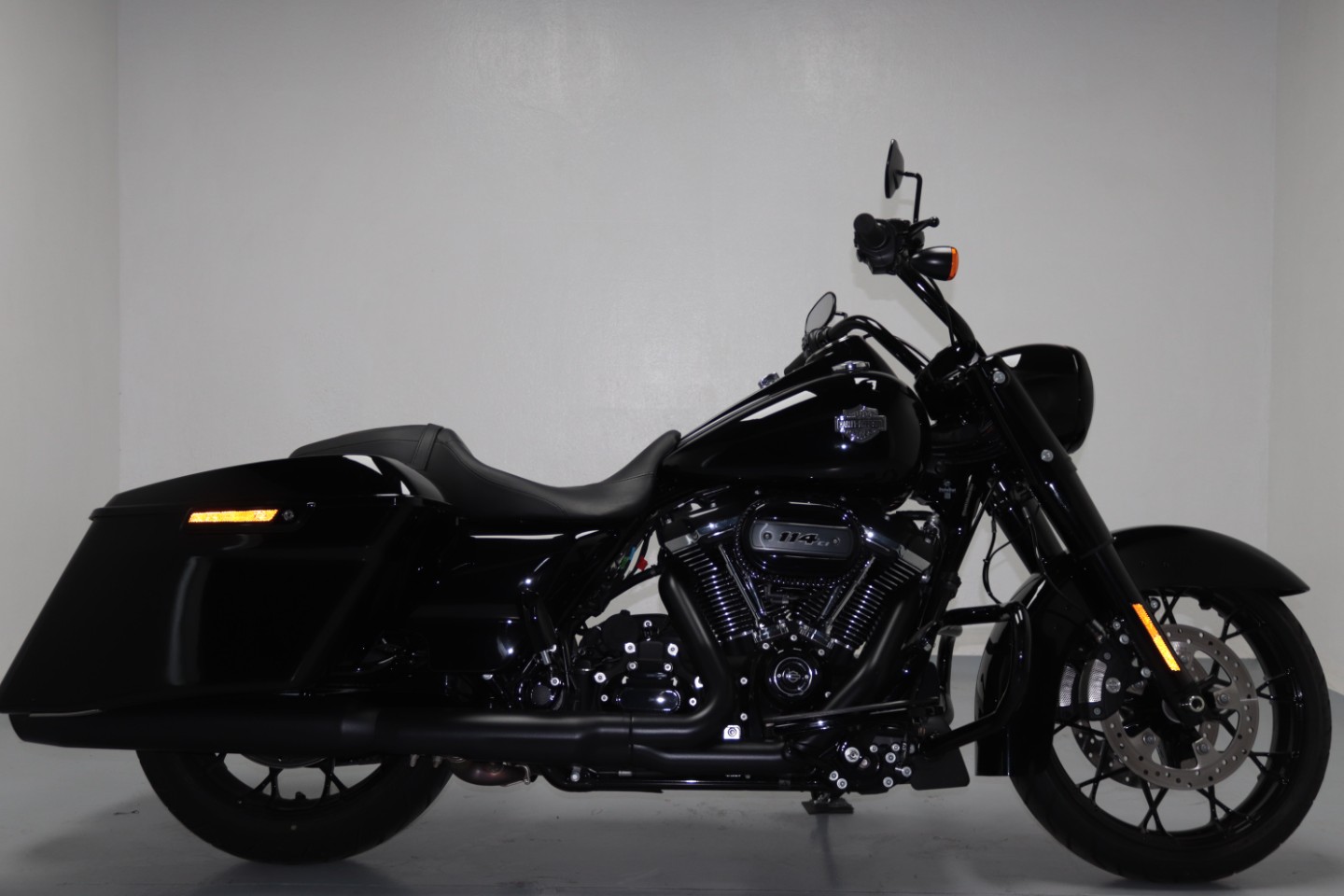 HARLEY DAVIDSON ROAD KING SPECIAL 114, image 1