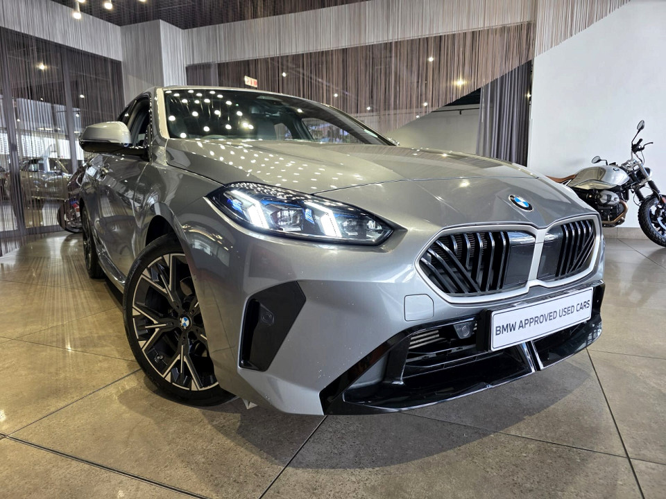 BMW 118 M SPORT A/T (F70), image 1