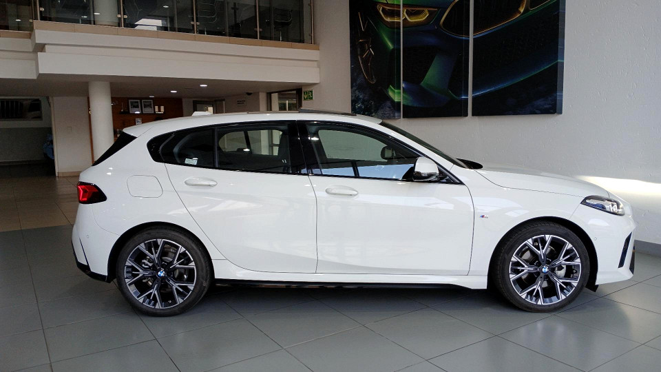 BMW 118 M SPORT A/T (F70), image 2