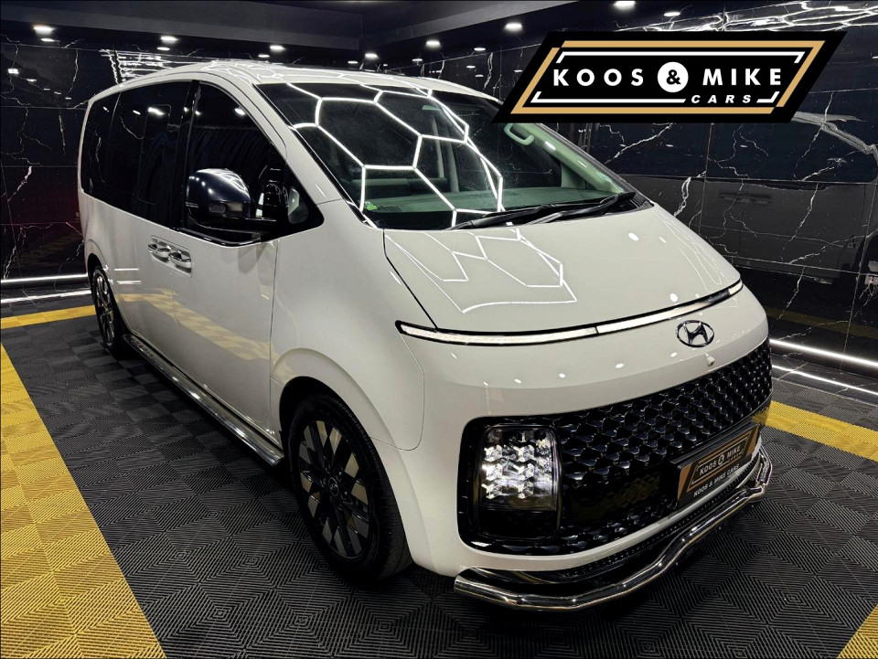 HYUNDAI STARIA 2.2D LUXURY A/T, image 2