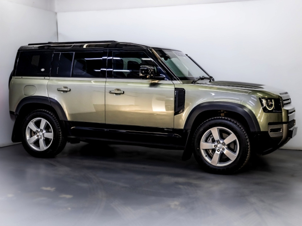 LAND ROVER DEFENDER 110 D300 HSE X-DYNAMIC, image 2