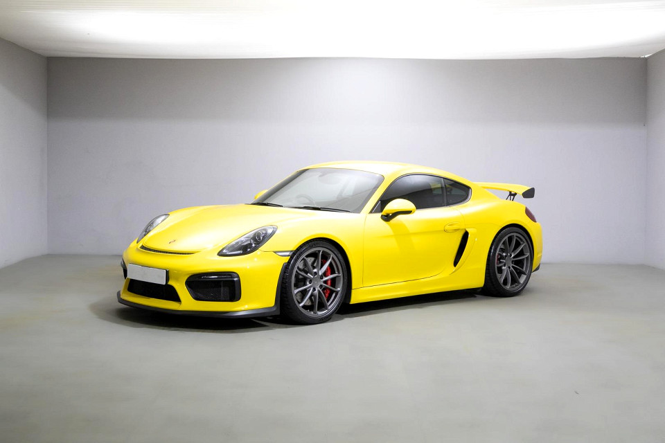 PORSCHE CAYMAN GT4 (981)