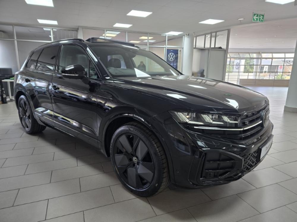Volkswagen Touareg 3.0 TDI V6 R-Line, image 2