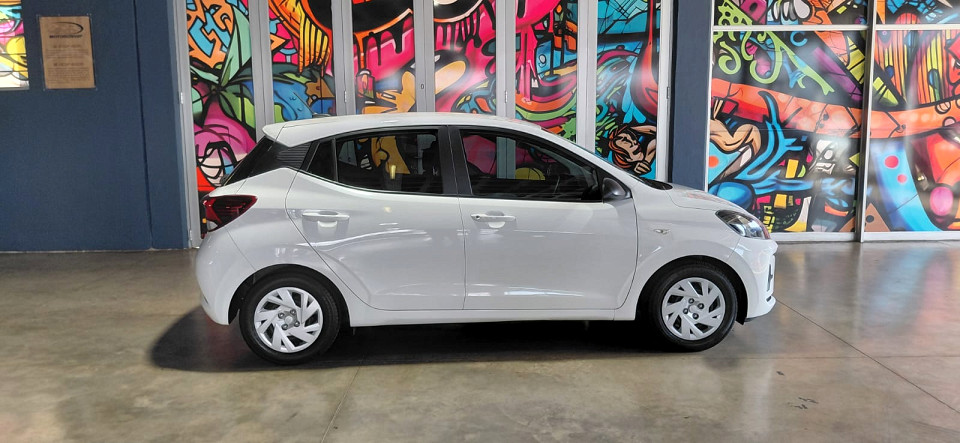 HYUNDAI GRAND i10 1.0 MOTION, image 2