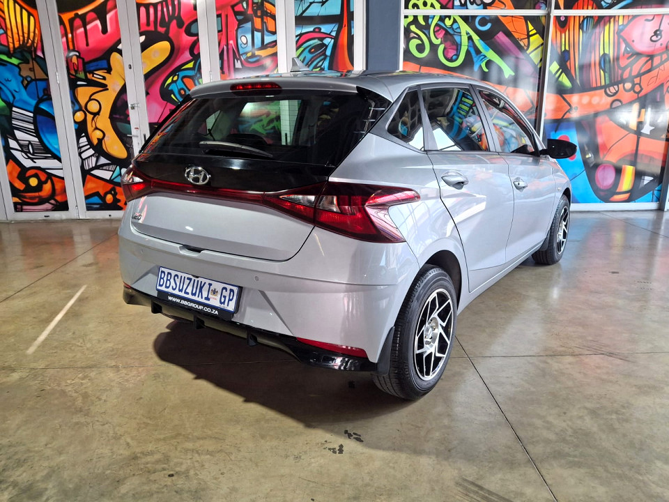 HYUNDAI i20 1.4 MOTION A/T, image 2