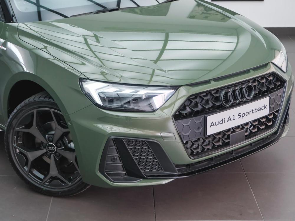 AUDI A1 SPORTBACK 30 TFSI BLACK EDITION S-TRONIC, image 2