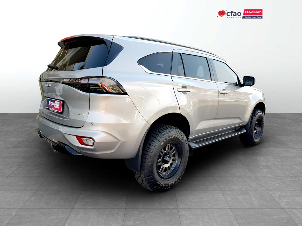 ISUZU MU-X 3.0D LSE 4X4 A/T, image 2