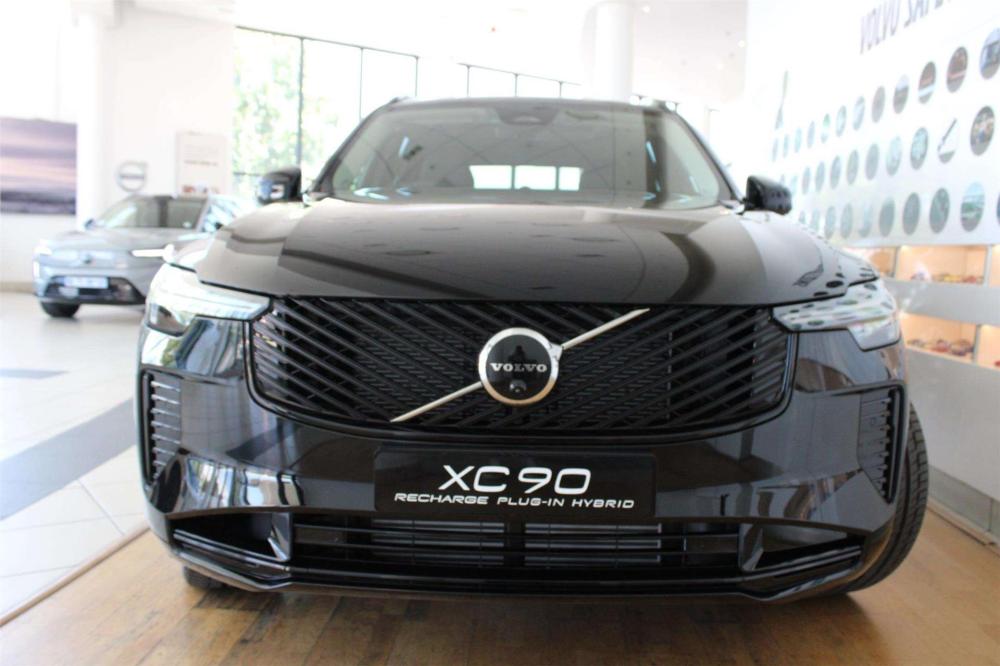 Volvo XC90 T8 Ultra Dark (PHEV), image 2