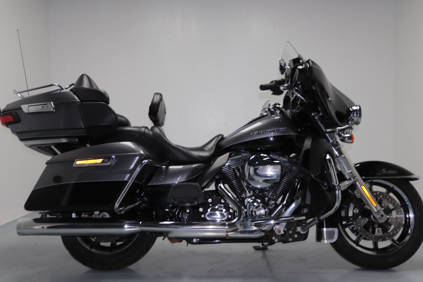 HARLEY DAVIDSON ELECTRA GLIDE ULTRA CLASSIC, image 2