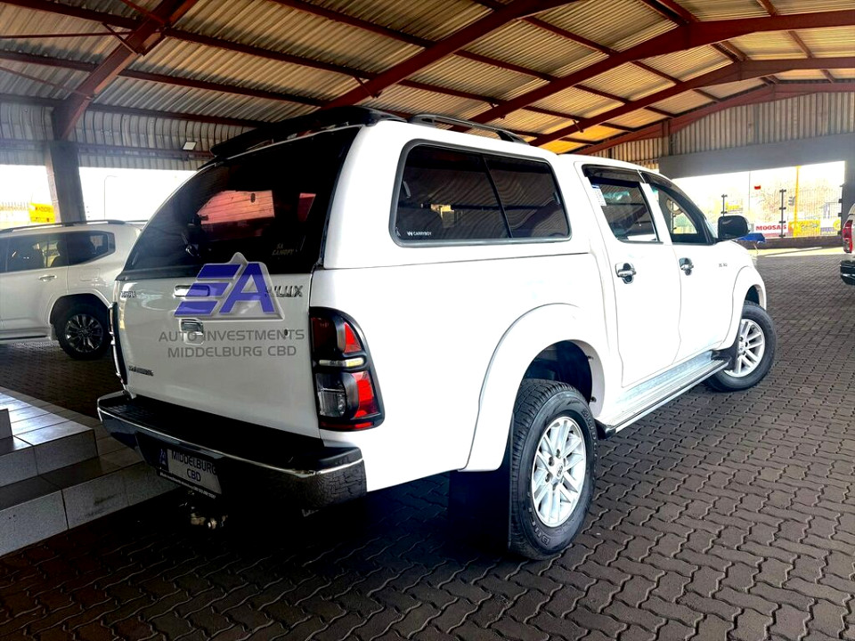 TOYOTA HILUX 3.0D-4D RAIDER R/B A/T P/U D/C, image 2