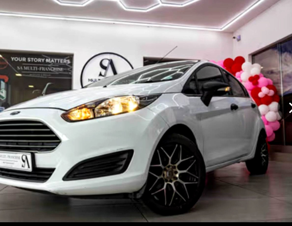 FORD FIESTA 1.0 ECOBOOST AMBIENTE 5DR, image 1