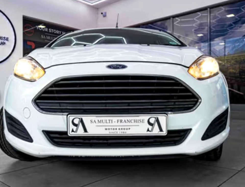 FORD FIESTA 1.0 ECOBOOST AMBIENTE 5DR, image 2