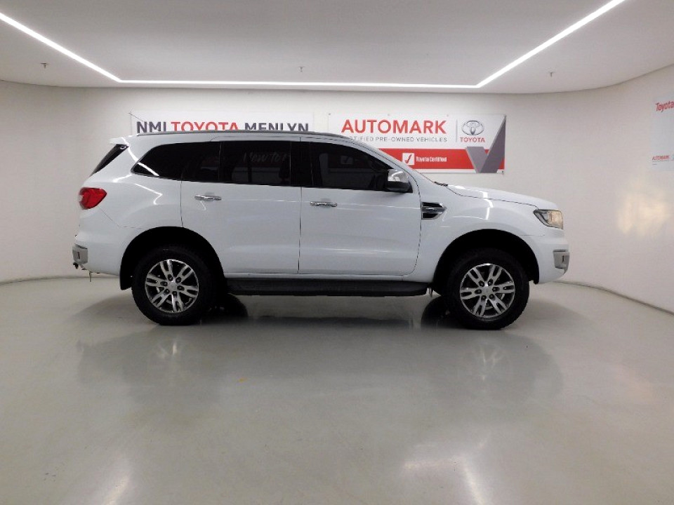 Ford Everest 3.2 TDCi XLT 4X4 A/T, image 2