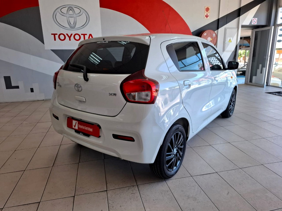 TOYOTA VITZ 1.0 XR, image 2