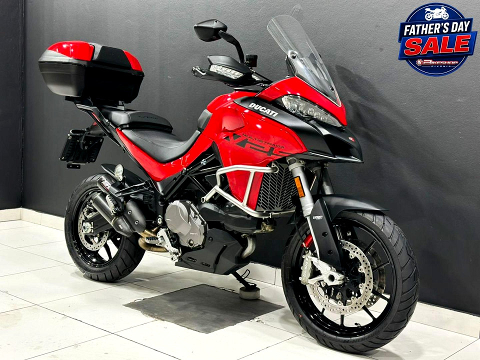 DUCATI V2, image 1