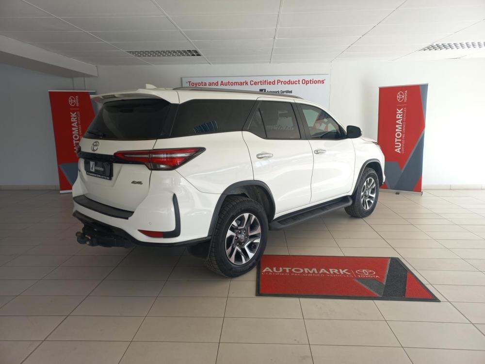 Toyota Fortuner 2.4GD-6 4X4 A/T, image 2