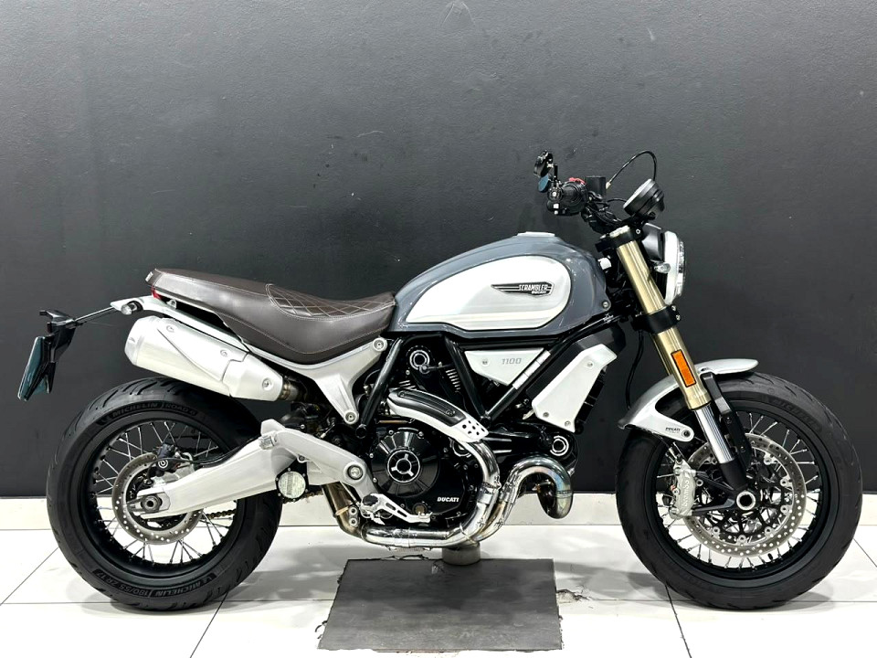 DUCATI 1100, image 2
