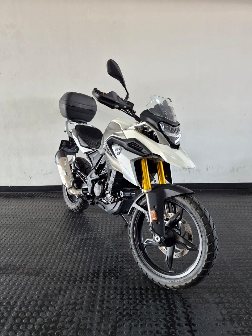 BMW G 310 GS POLAR WHITE, image 2
