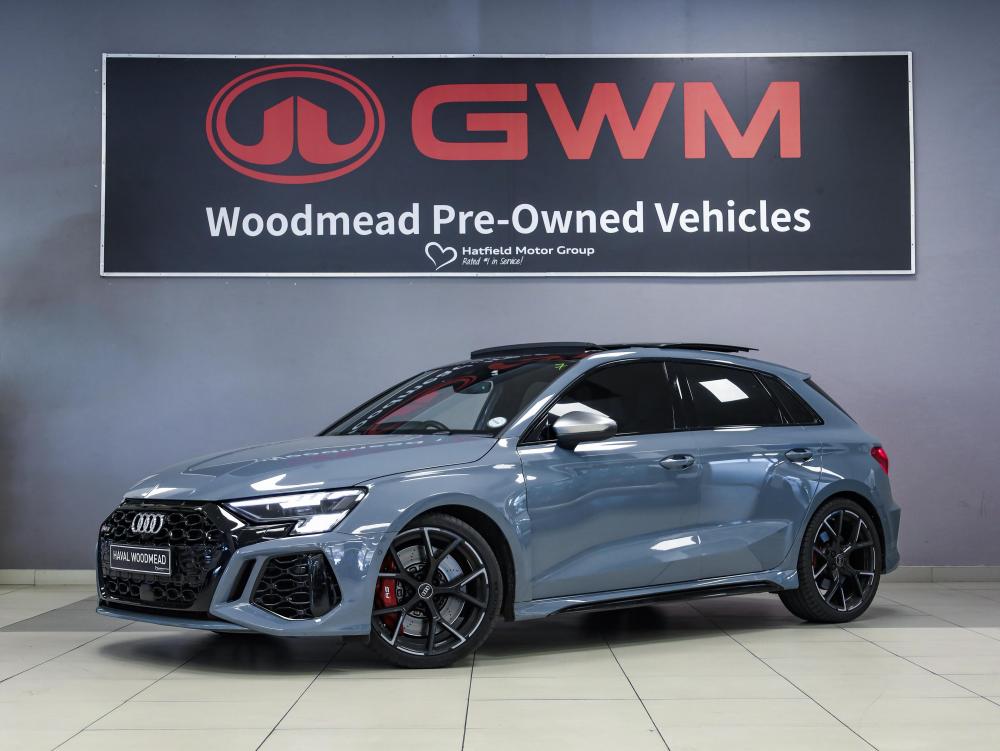 Audi RS3 Sportback quattro S Tronic, image 1