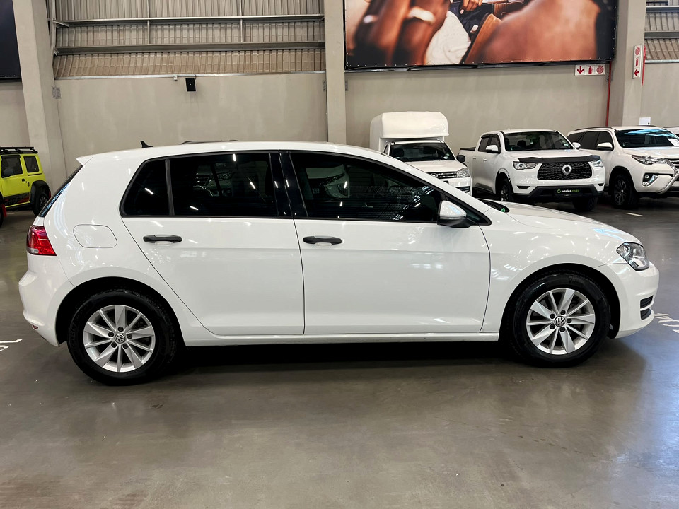 VOLKSWAGEN GOLF VII 1.4 TSI TRENDLINE, image 2