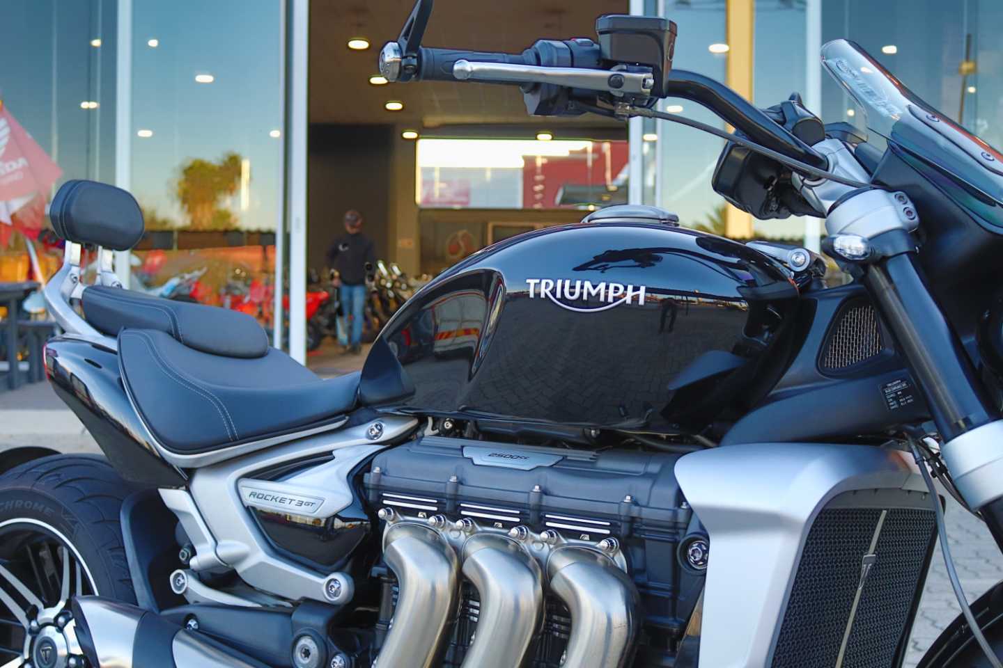 TRIUMPH ROCKET 3 GT, image 2