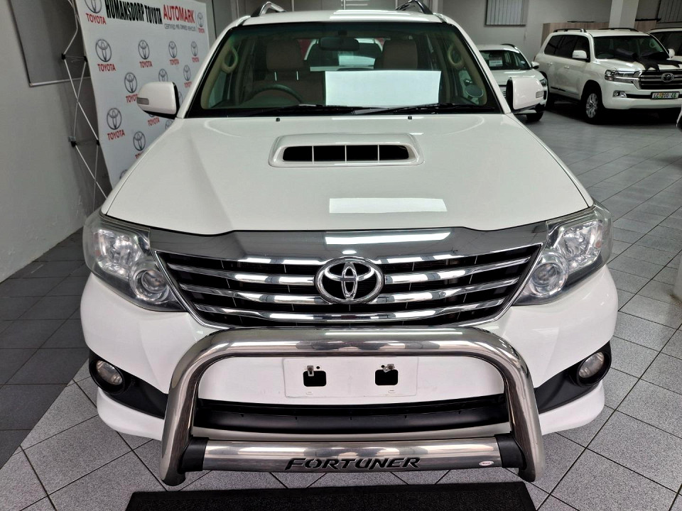TOYOTA FORTUNER 2.5D-4D RB , image 1