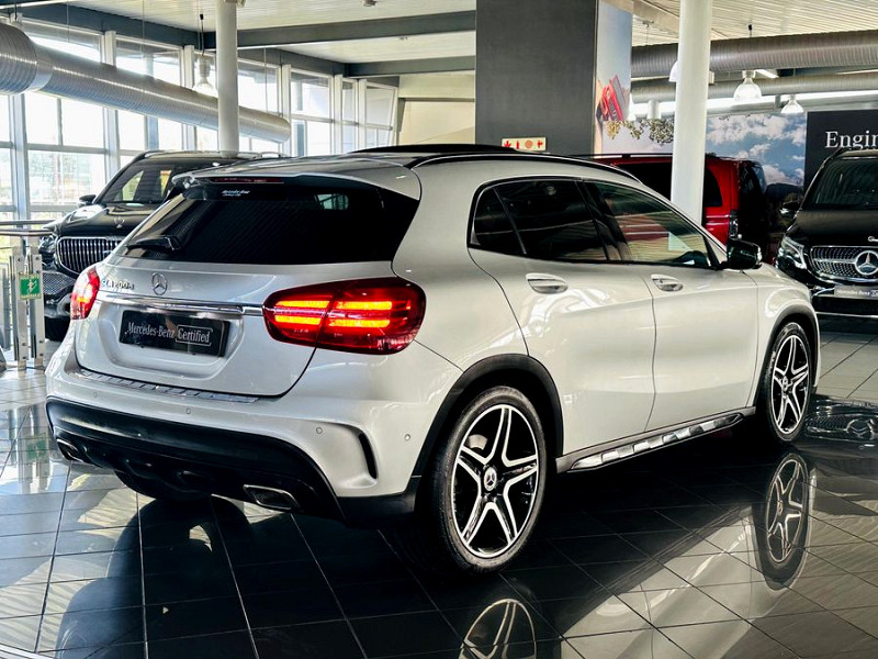 MERCEDES-BENZ GLA 200d, image 2