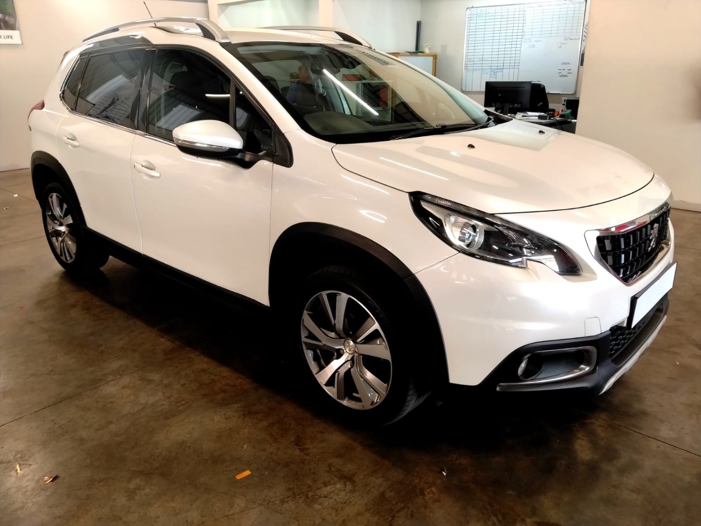 PEUGEOT 2008 1.2T ALLURE A/T, image 1