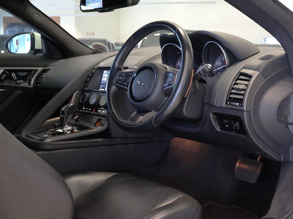 Jaguar F-Type S coupe, image 2