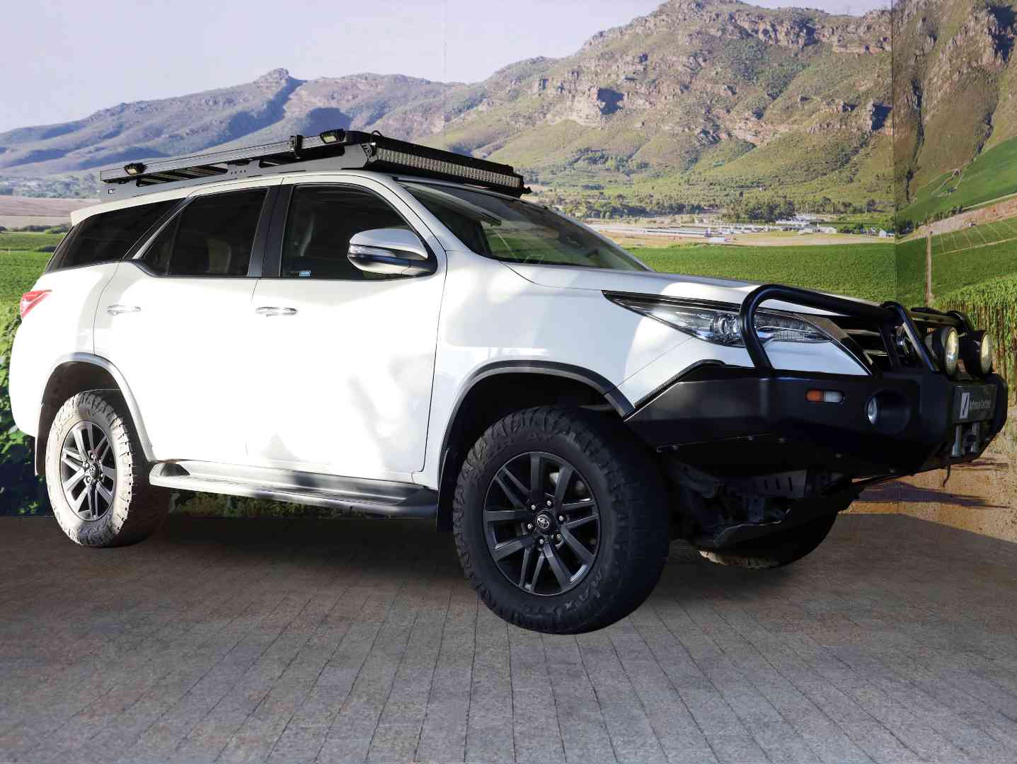 TOYOTA FORTUNER 2.8GD-6 4X4 A/T, image 1