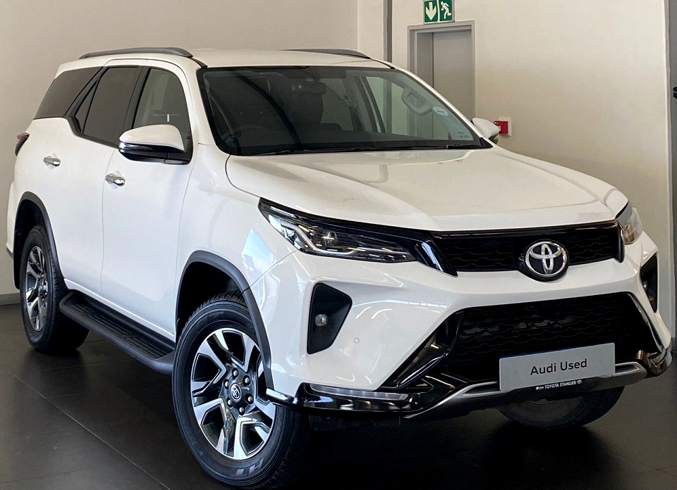 TOYOTA FORTUNER 2.4GD-6 4X4 A/T, image 1