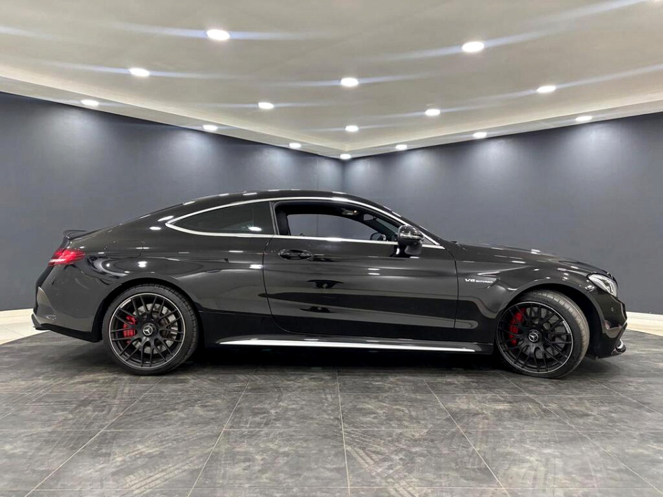 MERCEDES-BENZ AMG COUPE C63 S, image 2