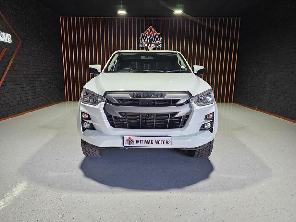 Isuzu D-MAX 1.9 Ddi HR LS A/T E-Cab, image 2