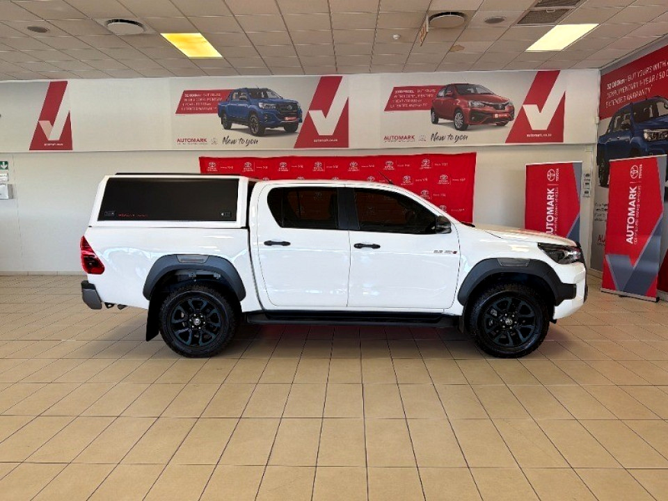 TOYOTA HILUX 2.8 GD-6 RB LEGEND A/T P/U D/C, image 2
