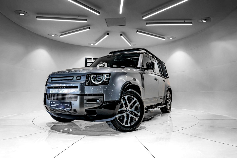 LAND ROVER DEFENDER 110 D300 SE X-DYNAMIC (221KW), image 2