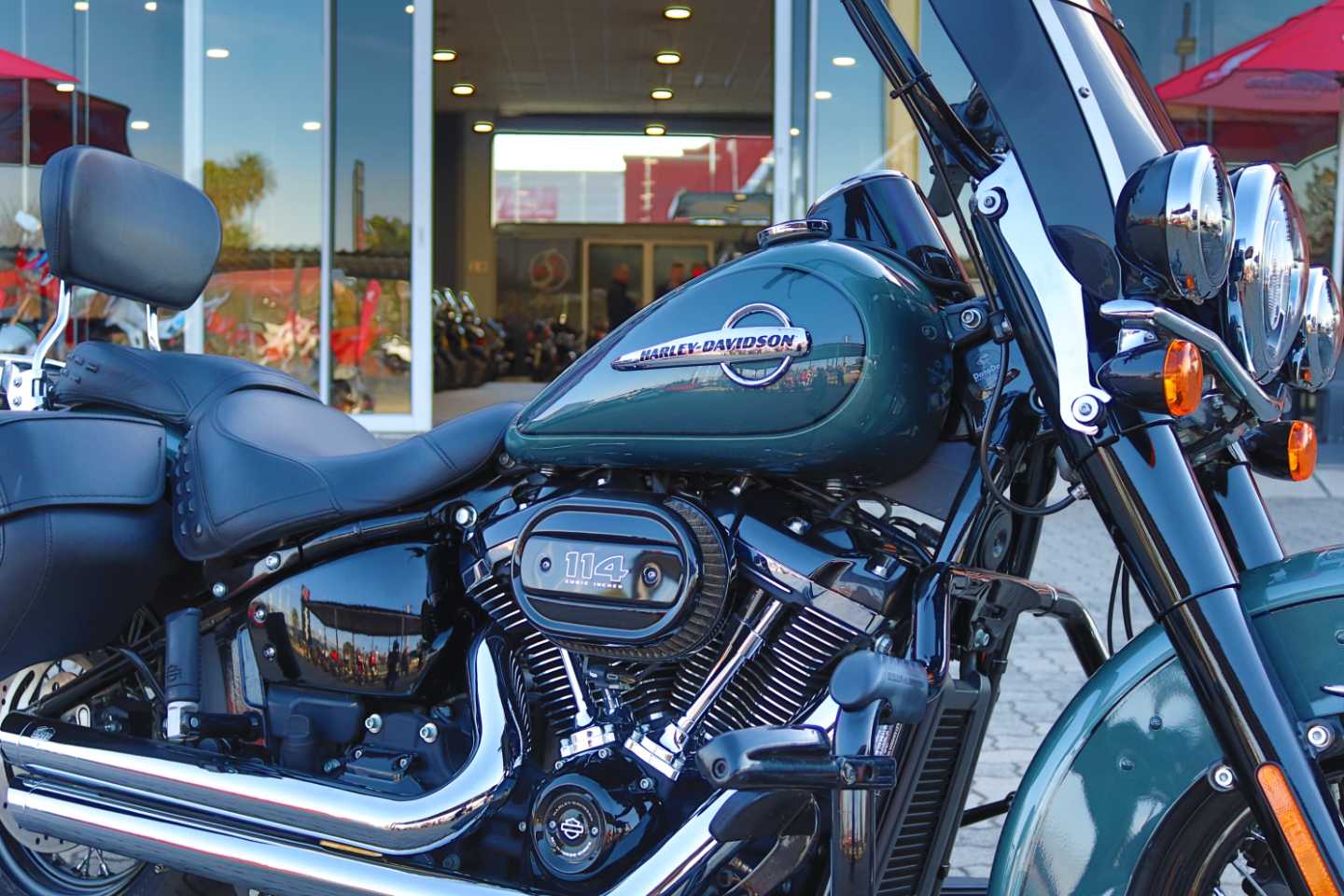 HARLEY DAVIDSON HERITAGE CLASSIC 114, image 2