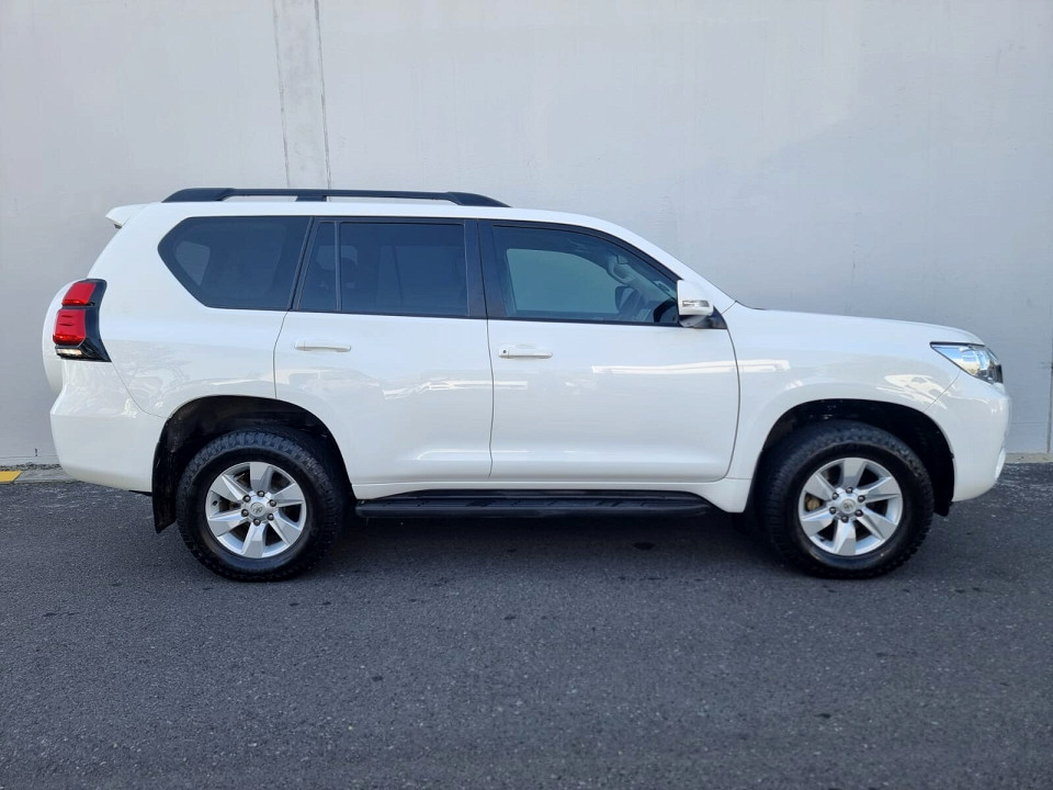 Toyota Land Cruiser Prado TX 2.8GD A/T, image 2