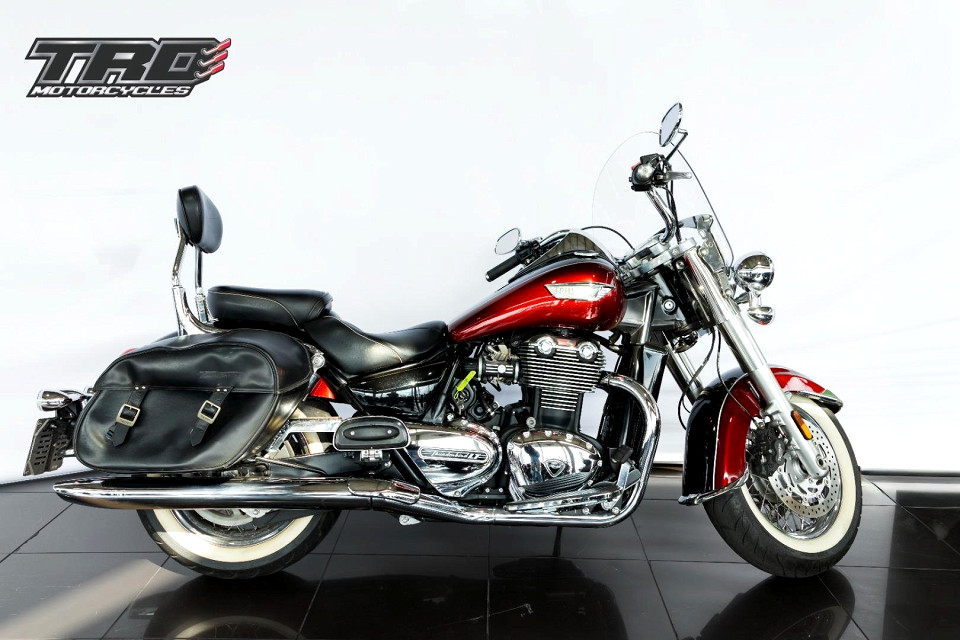 TRIUMPH Thunderbird, image 1