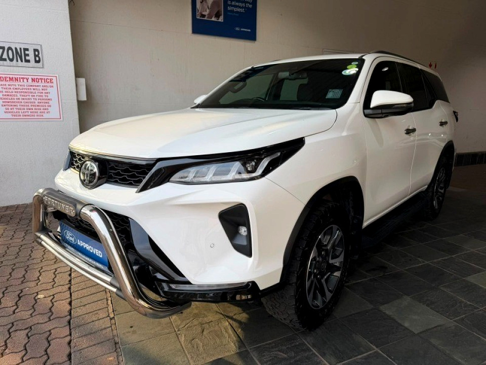 TOYOTA FORTUNER 2.8 GD-6 4X4 VX AT (MHEV), image 1