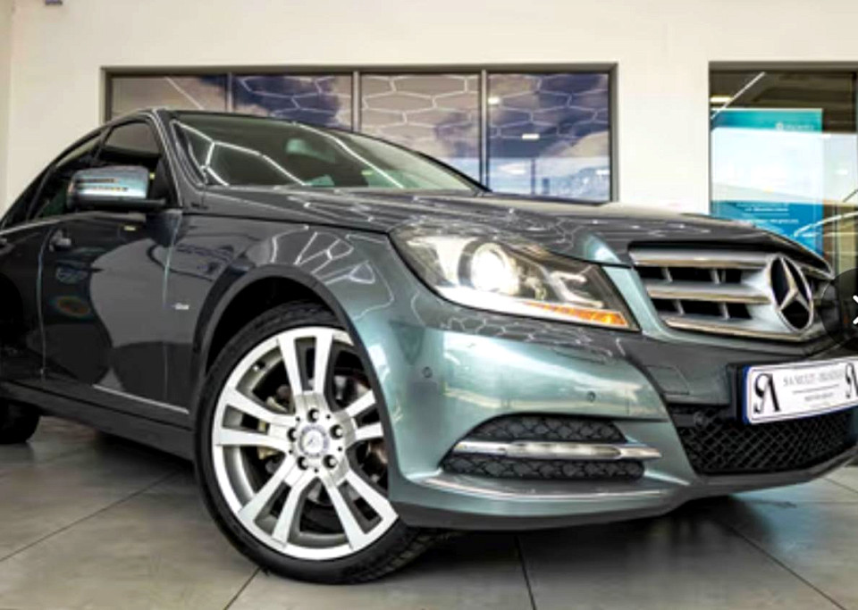 Mercedes-Benz C250CDI BlueEfficiency Avantgarde, image 2