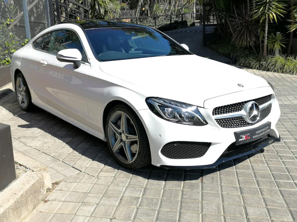 Mercedes-Benz C200 coupe AMG Line auto, image 2