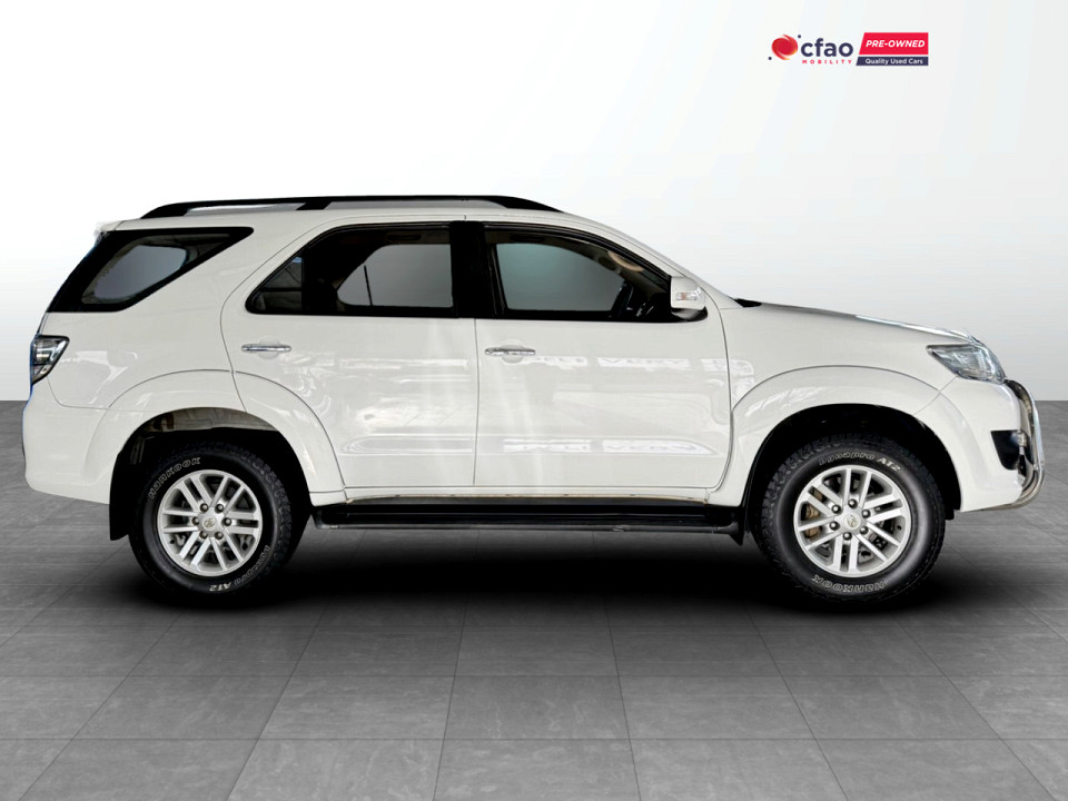 TOYOTA FORTUNER 2.5D-4D RB , image 2