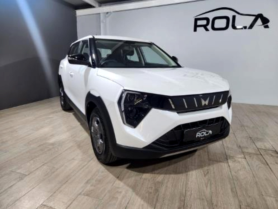 MAHINDRA XUV3XO 1.2T MX2, image 1