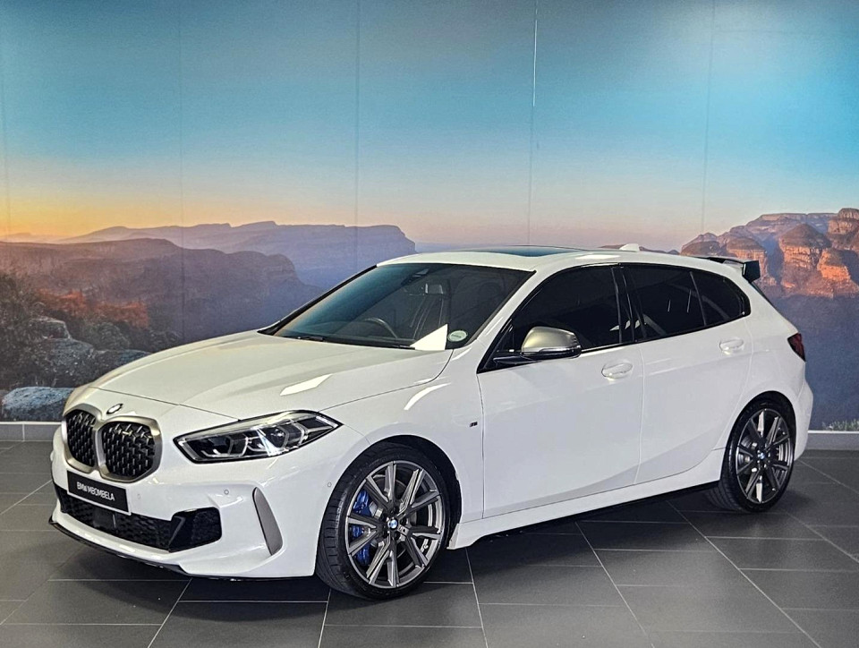 BMW M135i xDrive, image 1