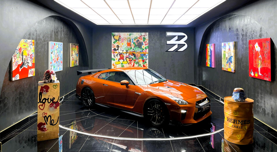 NISSAN GT-R PREMIUM, image 1